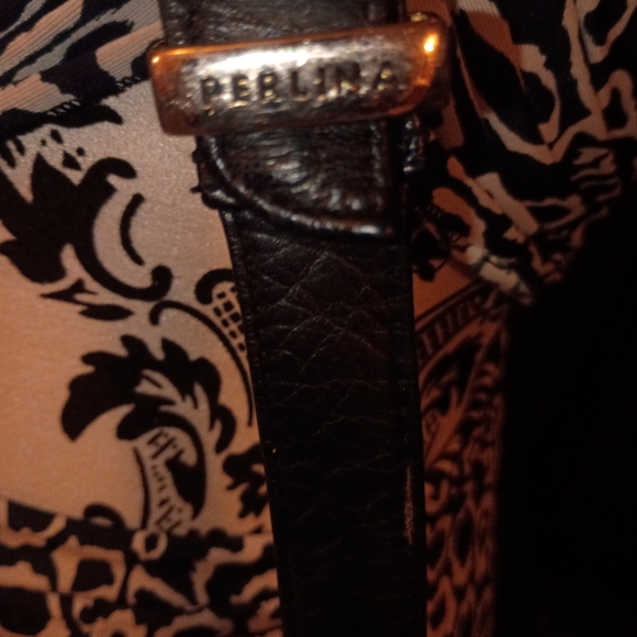 Perlina Black Leather Shoulder Bag - Picture 3 of 8